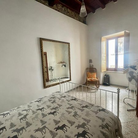 Mura Del Tempo - Rooms & Suites ビシェーリエ エクステリア 写真